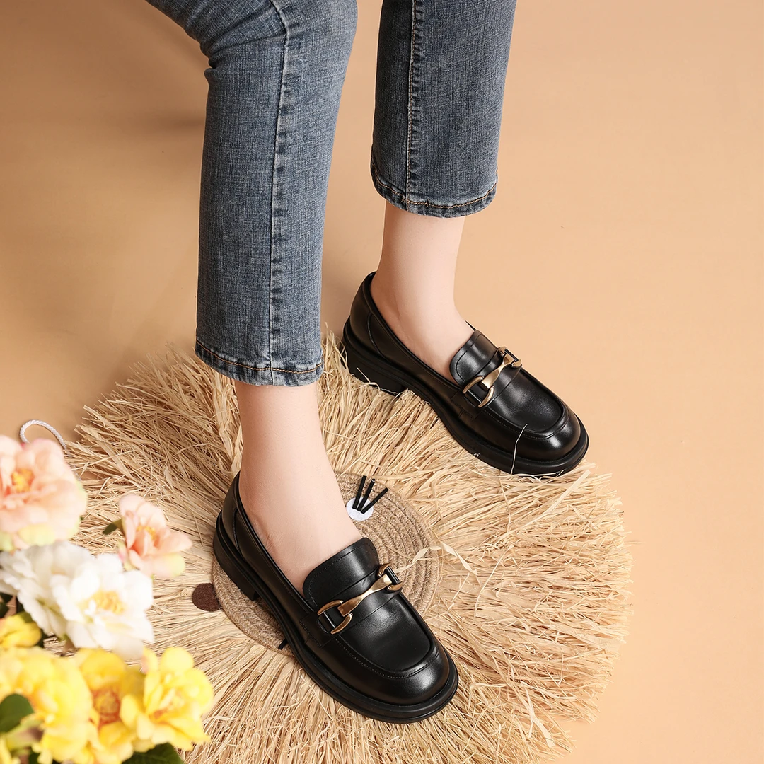 沙驰 厚底中跟女单鞋真皮时尚马衔扣休闲百搭乐福鞋