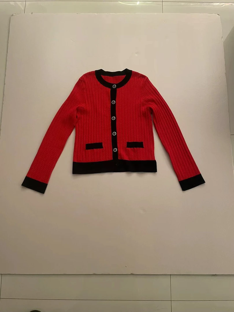 时尚减龄香风小衫