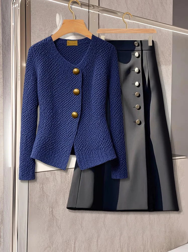 早秋硫酸铜穿搭独特别致上衣小众高级感气质超好看蓝色针织套装女