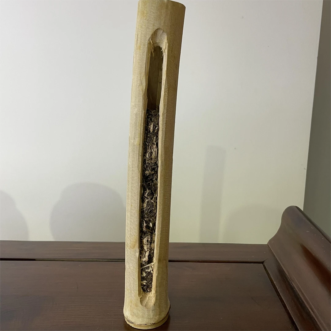 【玄阴竹筒茶】熟茶 | 手工普洱 160g 那卡古树 2010年