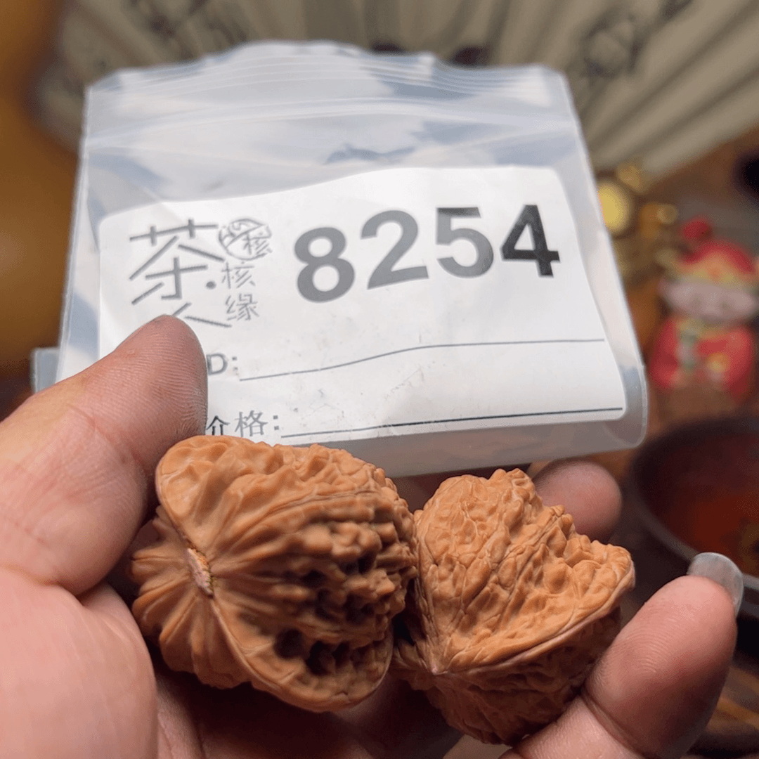 【闪购商品】文玩核桃吊坠今天