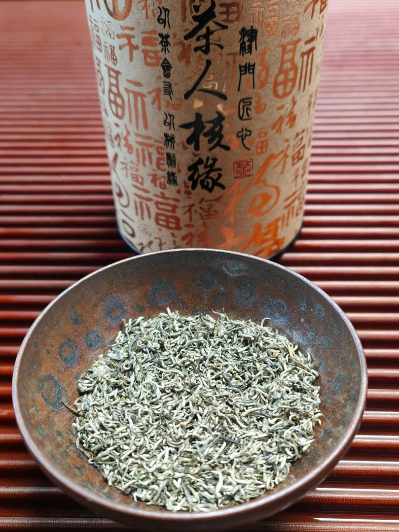 天外飞雪 川茶嫩芽飘雪200g