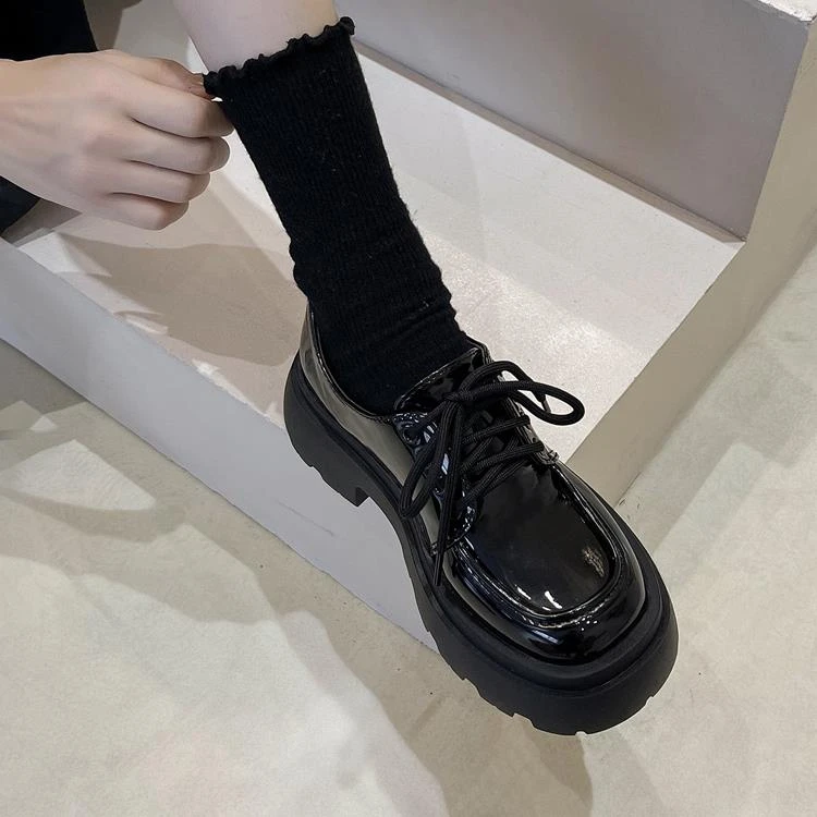 FAVMARTHA英伦风厚底小皮鞋女2023新款秋冬百搭黑色jk单鞋松糕乐