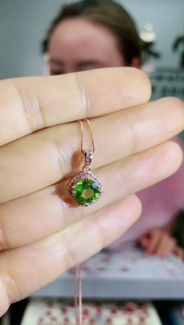 【闪购商品】橄榄石颈饰银S925镶嵌1