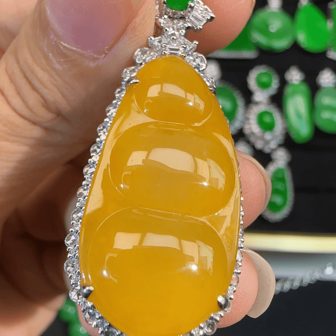 翡翠颈饰18K金镶嵌，