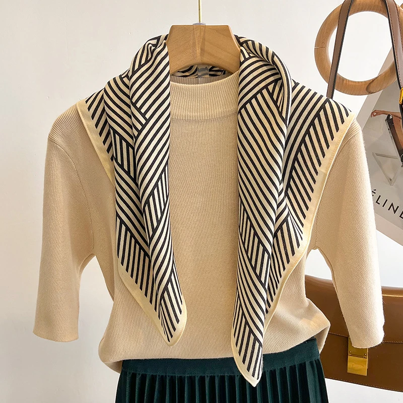 北欧简约条纹小方巾女秋冬拼色保暖秋季围脖春秋洋气小领巾配衬衫