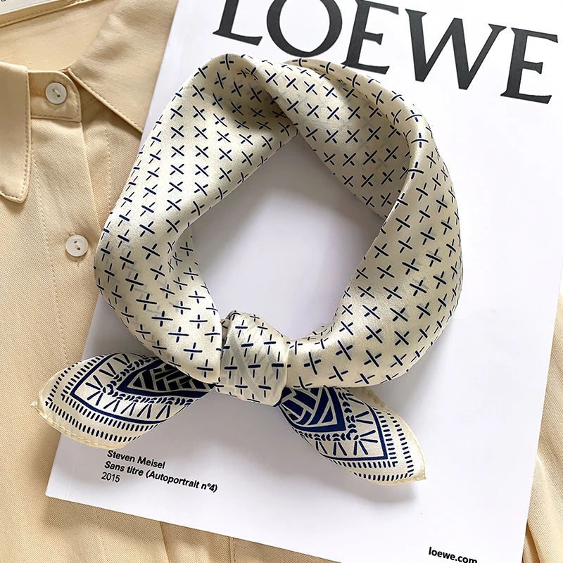 简约百搭桑蚕丝新款韩版真丝53小方巾女时尚小领巾春秋薄款围巾女