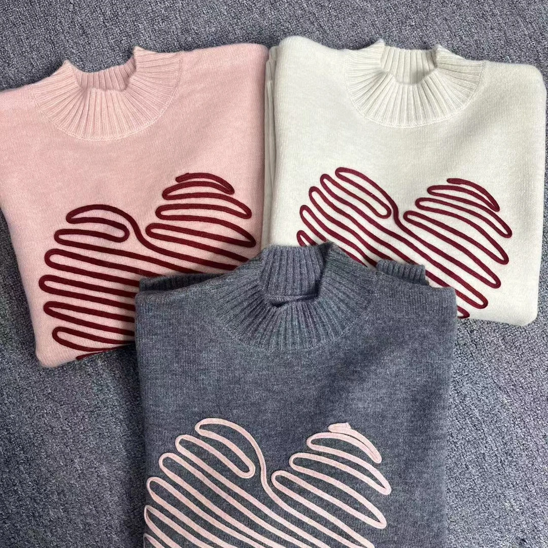 【志玲家】优选设计感半高领爱心毛衣