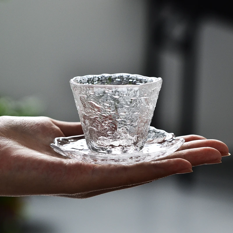 ins日式玻璃锤纹品茗杯功夫茶杯茶具茶清酒杯带碟咖啡白酒斗笠杯