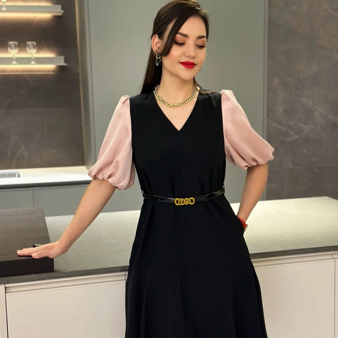 MUBINE 新款收腰赫本风简约泡泡袖连衣裙 2375（特价）