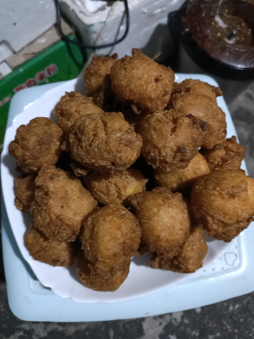 正宗油炸黄炸肉油团子手工网红熟食小吃