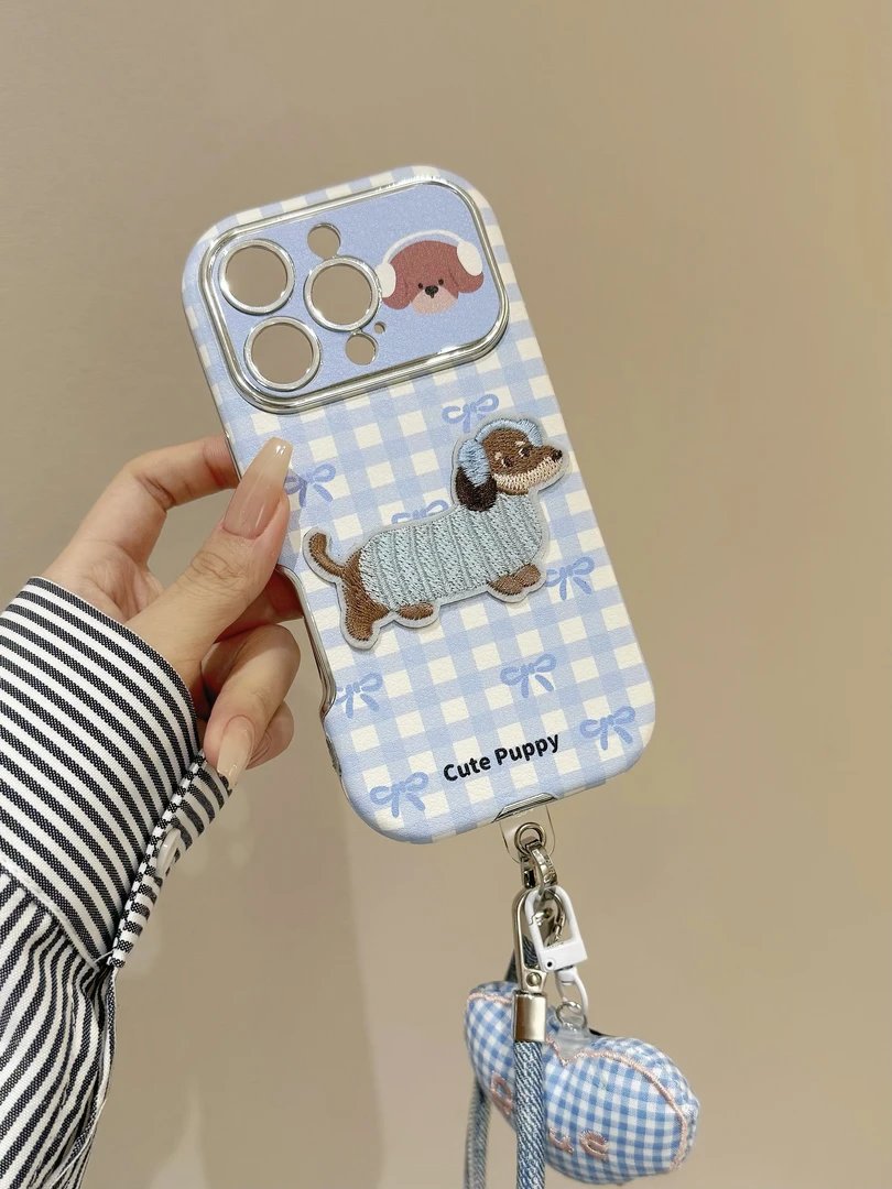 大视窗贴皮立体刺绣狗手机壳适用iPhone16promax苹果15/14/13pro