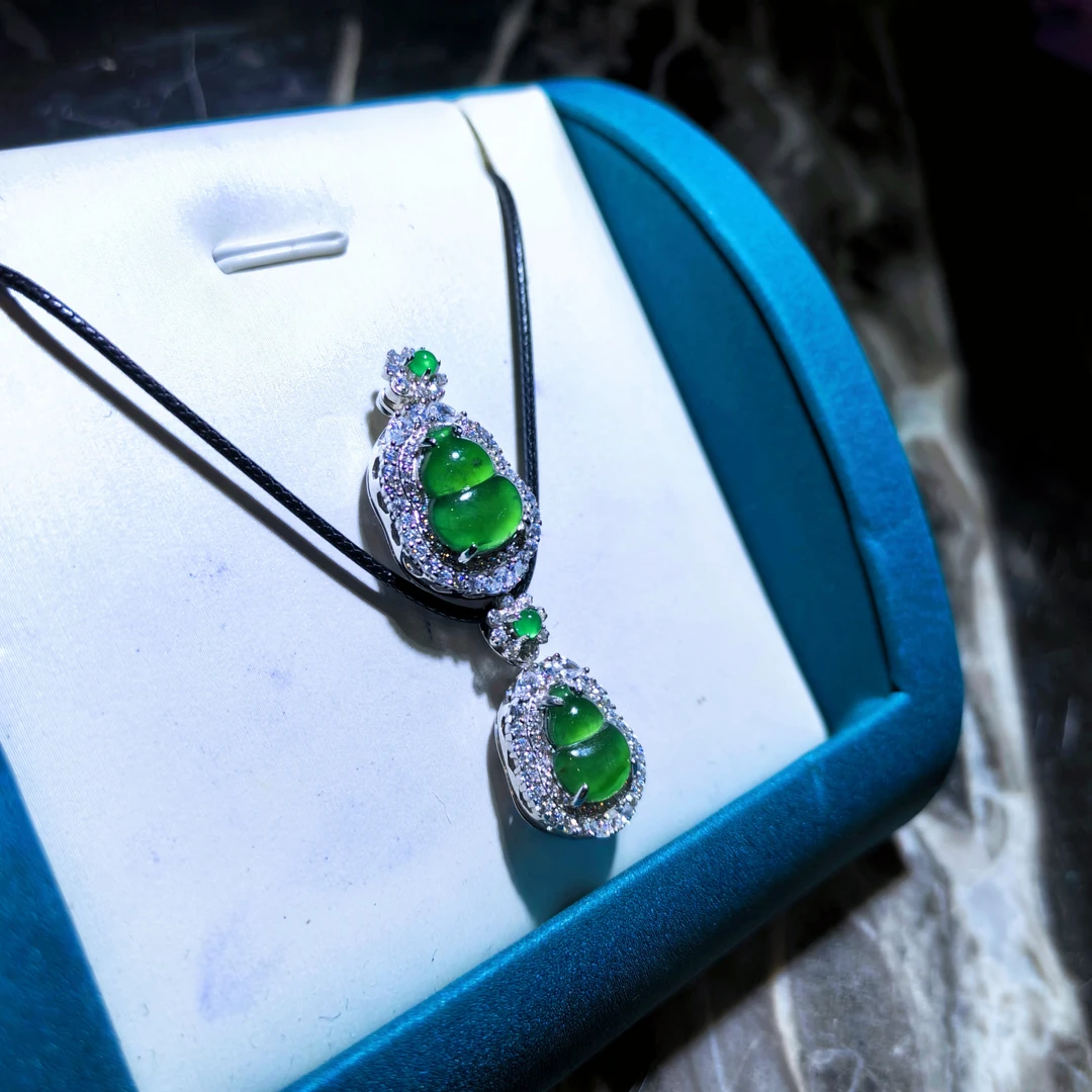 翡翠绿葫芦吊坠ZL（多样性发其一）