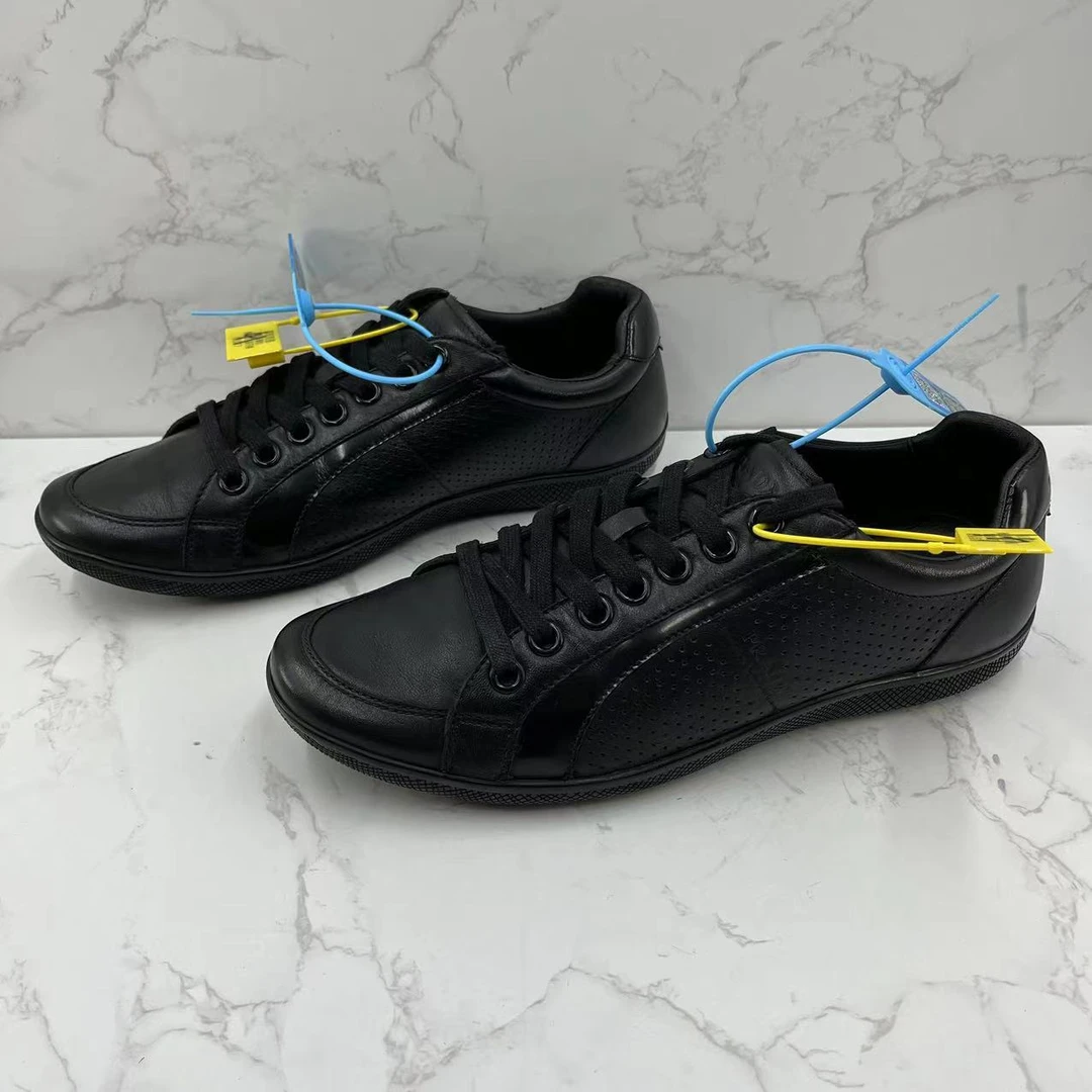 [聚星折扣]Prada/普拉达二手男士黑色皮质休闲舒适针织孔板鞋41码