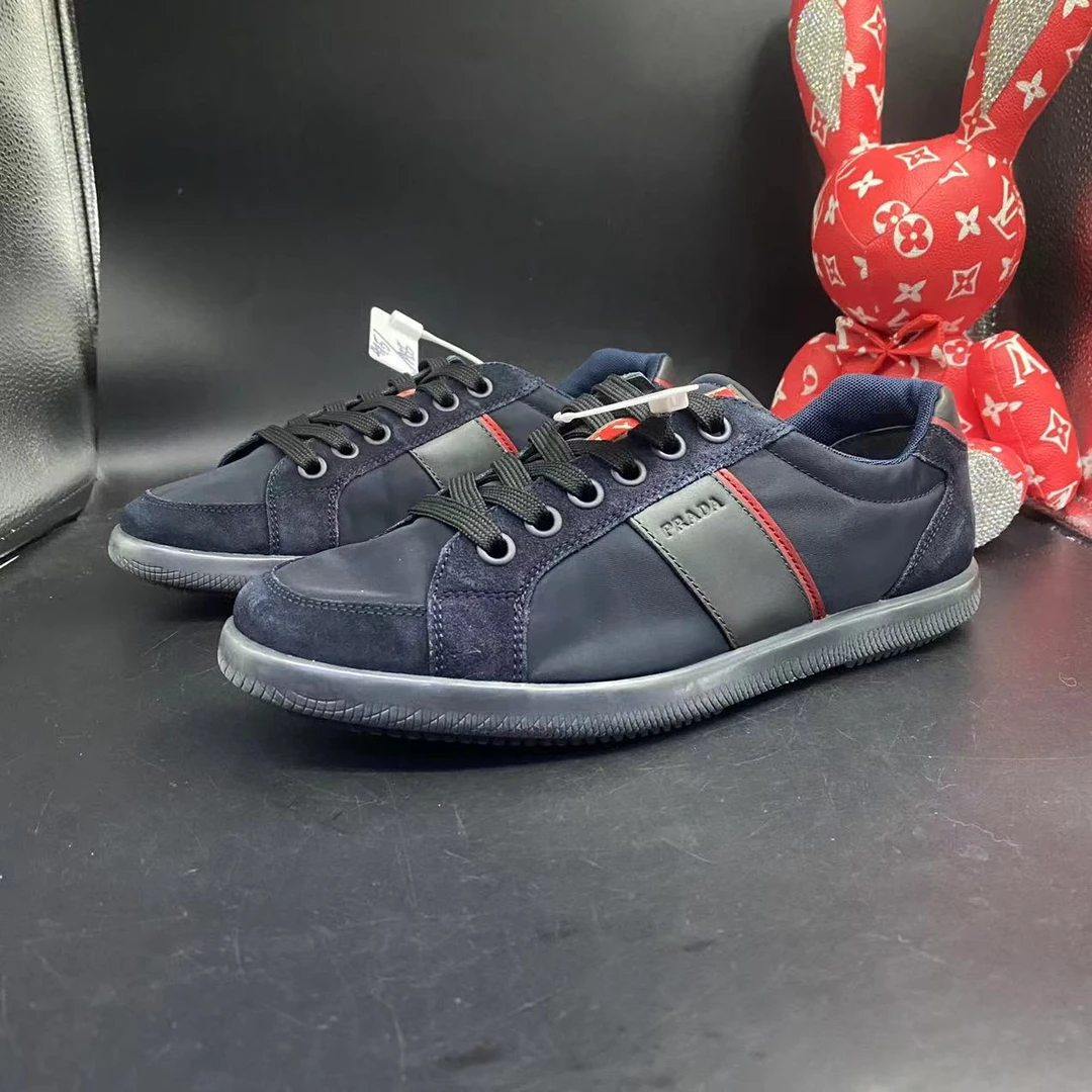 【聚星福利】Prada/普拉达男士休闲舒适深蓝色麂皮板鞋41.5欧码ao