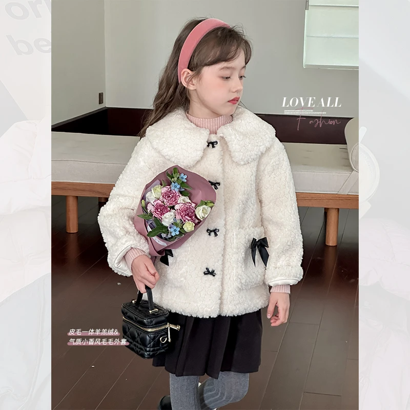 儿童白色小香风毛毛外套2024冬季新款女童皮毛一体羊羔绒保暖棉衣
