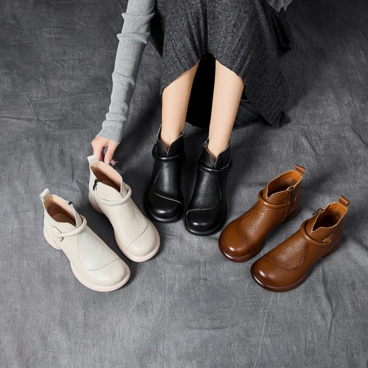 秋冬新款马丁靴中老年复古短靴平底防滑妈妈鞋冬季百搭牛皮靴子