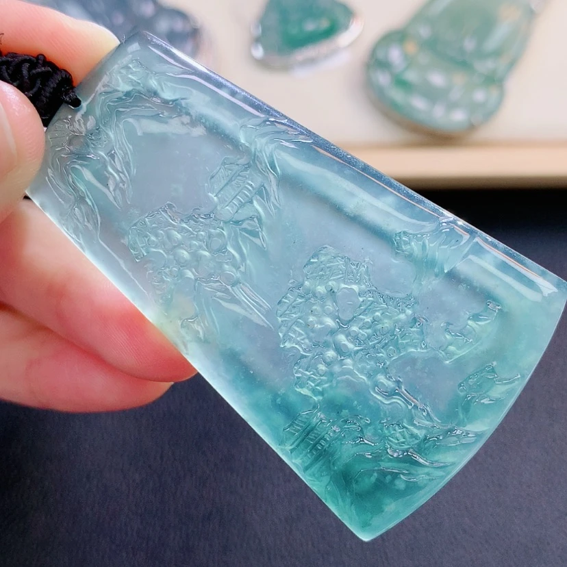 【闪购商品】翡翠颈饰未镶嵌翡翠