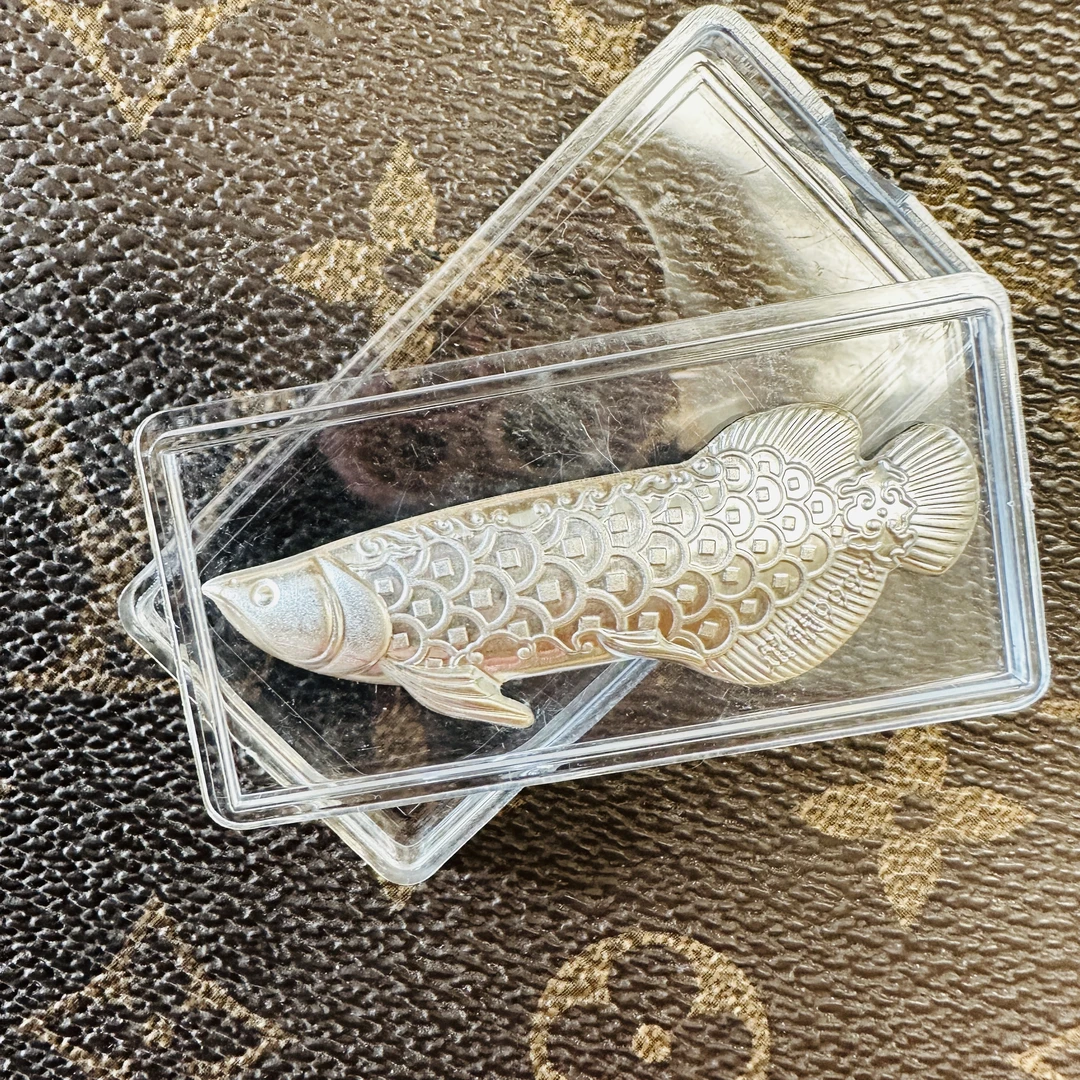 足银银制品 【佳哥推荐】11  纯银龙鱼（99999）