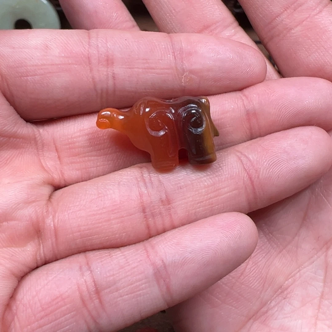 玛瑙/玉髓颈饰未镶嵌沙****主