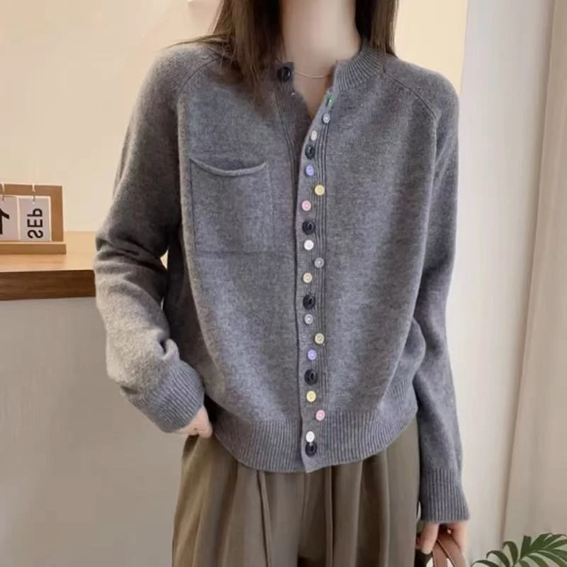 [老板娘严选]2025新款秋冬灰色毛衣开衫针织外套AB065