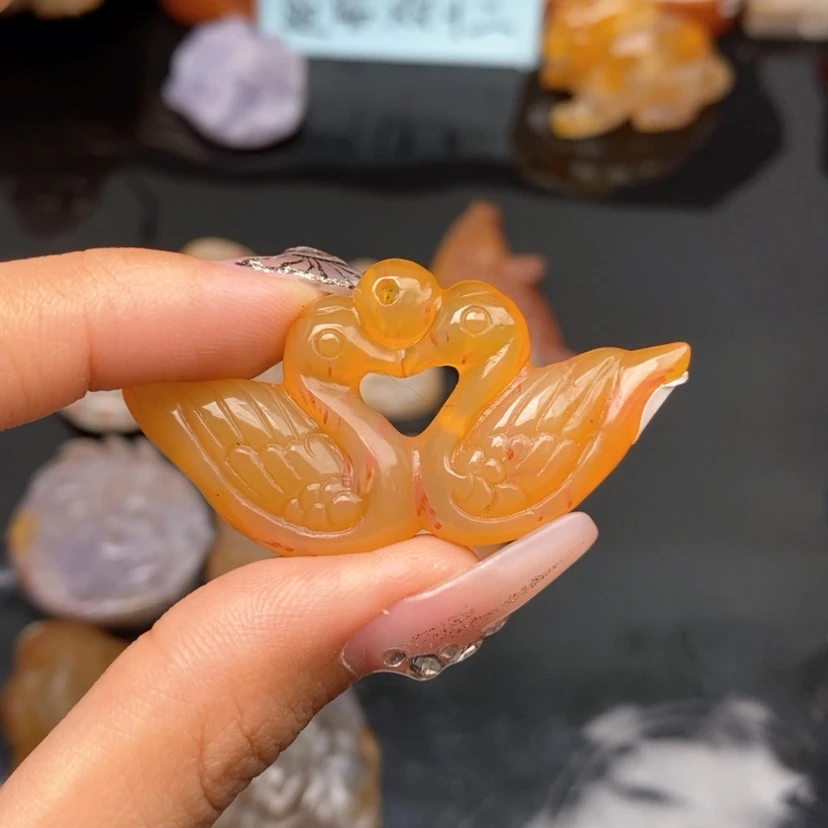 【闪购商品】硅化珊瑚（珊瑚玉）颈饰合金婵*