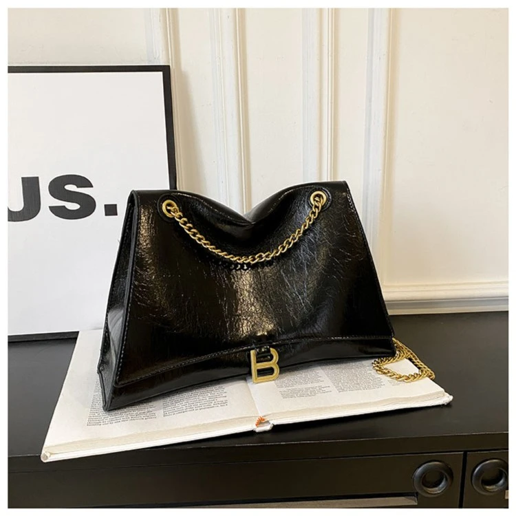 时尚轻奢大牌风沙漏链条包2023秋冬新款高级感大容量腋下包