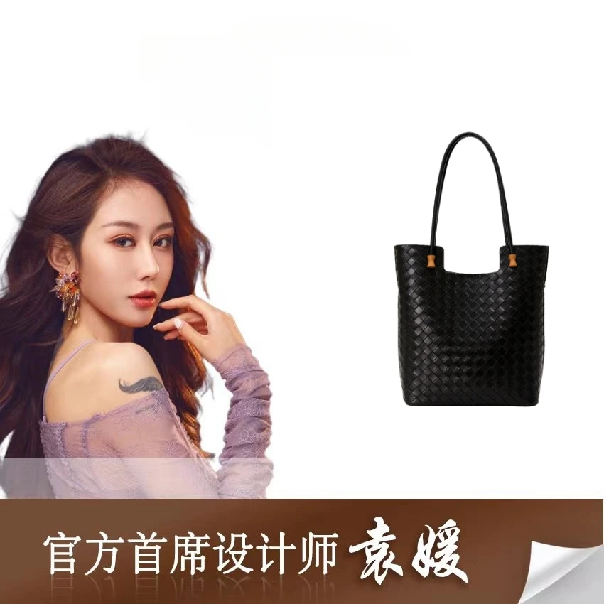 2024新款小众设计软皮编织托特包高级质感大容量时尚单肩包