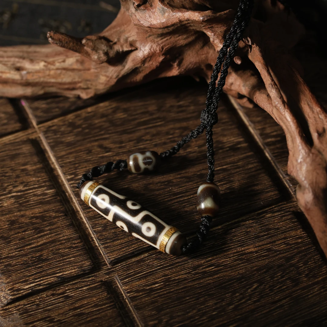 壹加思默-金镶九眼多宝玛瑙锁骨链多样性发一