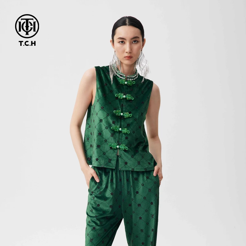 轻奢-TCH复古设计感丝绒开叉洋气马甲2025外穿马夹上衣T72C016030