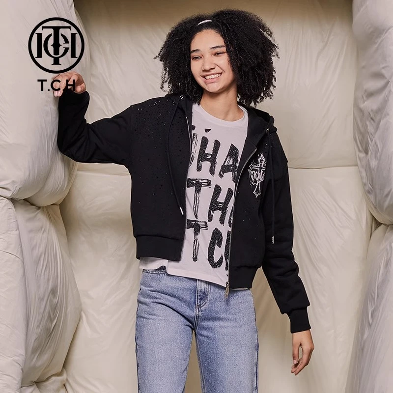 TCH轻奢秋冬时尚痞帅风烫钻短款卫衣外套女T69D176037私服tch