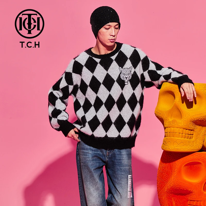 潮牌-TCH潮牌菱格纹黑白格子圆领套头情侣休闲针织衫T69D098021
