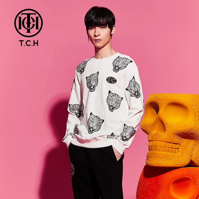 TCH轻奢秋季烫钻时尚痞帅风男女同款圆领卫衣T69C116018私服tch