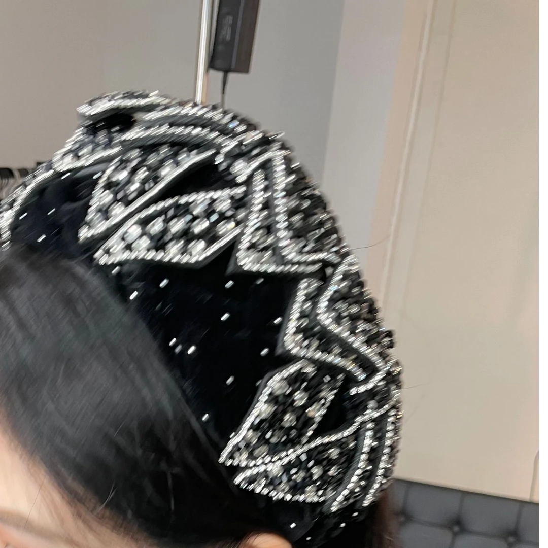 TCH复古时尚黑色百搭秋冬简约轻奢小香风手工发箍T72C61E5003