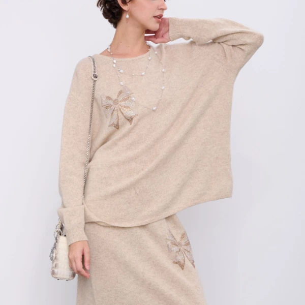 ZSY-TCH2025秋季新款短款修身针织衫满钻圆领针织上衣T72C09E5029