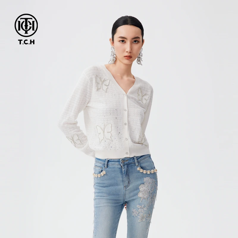 私服-TCH24秋冬蝴蝶烫钻针织开衫女减龄V领白色外套T72C438061