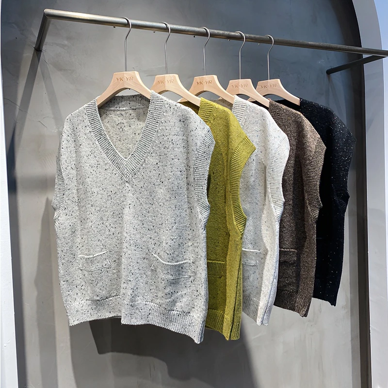 设计感彩点羊毛背心女士气质时尚百搭休闲宽松无袖