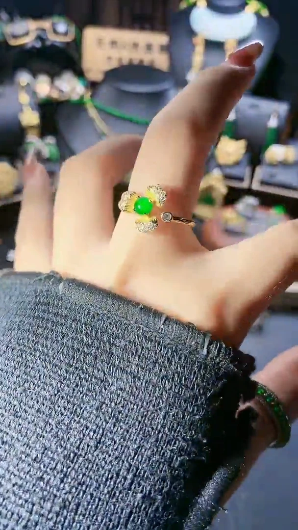 【闪购商品】翡翠戒指银S925镶嵌戒指