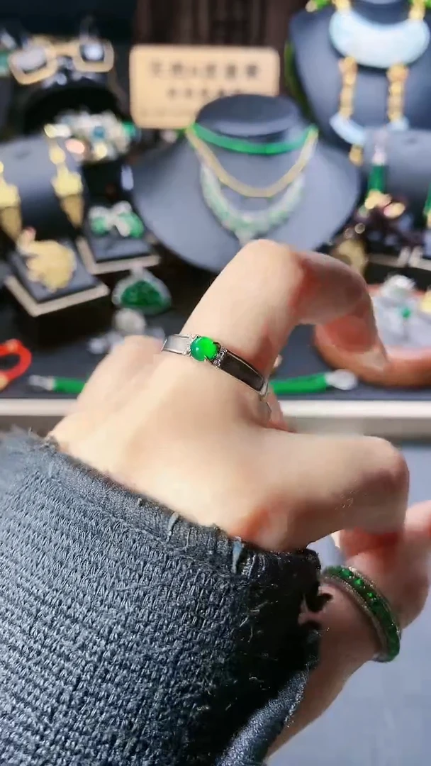 【闪购商品】翡翠戒指银S925镶嵌戒指