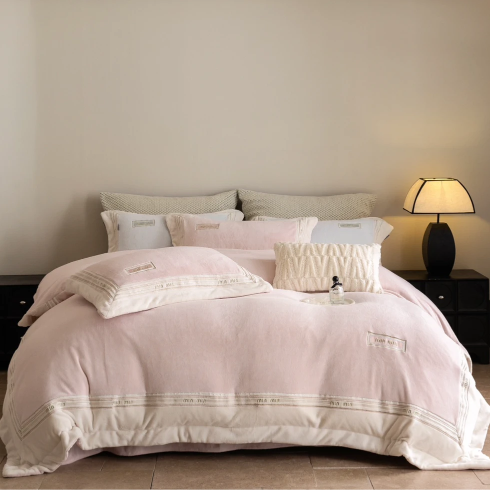 美如梦丨缪斯 冬款精致刺绣牛奶绒四件套高克重温馨床上用品