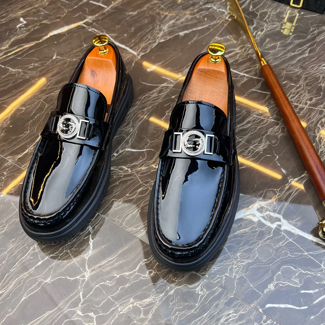 漆皮豆豆鞋男真皮皮鞋男一脚蹬厚底增高乐福鞋男士潮牌时尚潮鞋