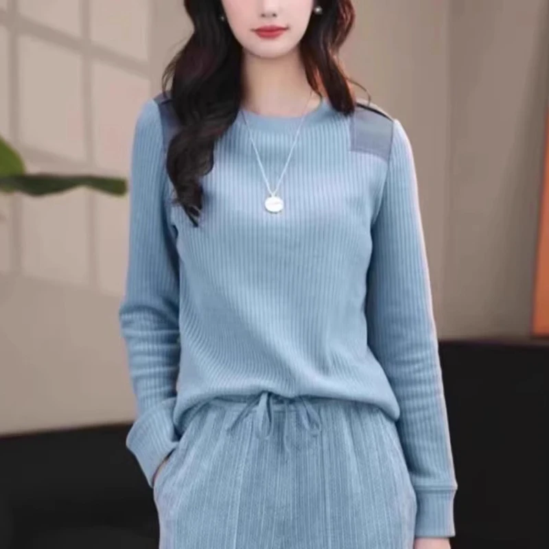 商场同款2025秋冬款时尚气质修身圆领雪尼尔保暖长袖T恤女5301074