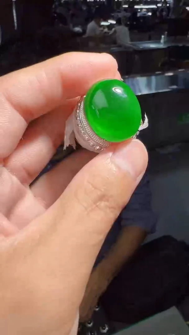 【闪购商品】定制翡翠未镶嵌蛋面1