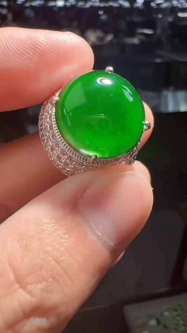 【闪购商品】定制翡翠未镶嵌蛋面1
