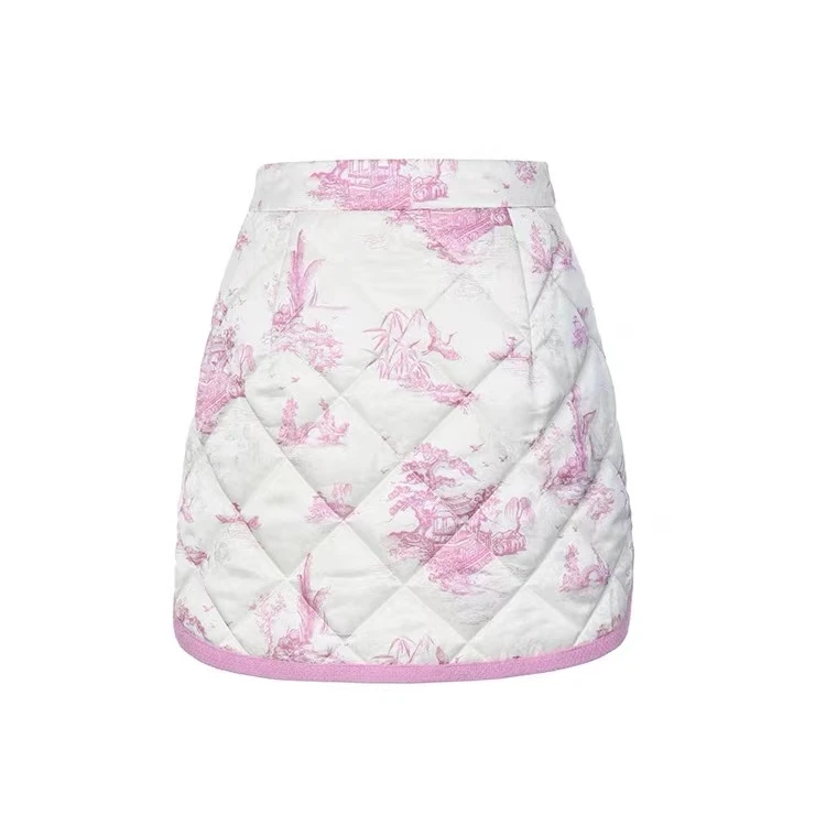 LE FAME/拉飞姆2024年冬季新品中式约依印花短半裙女LF24D31DS217