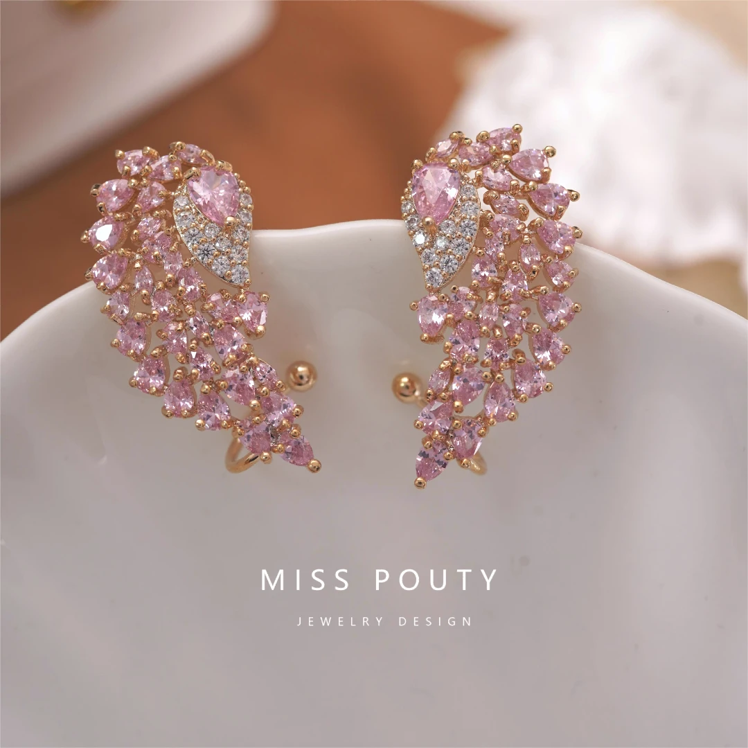Miss Pouty 铜合金合成锆石耳饰 星空之翼1129轻奢时尚流行耳环
