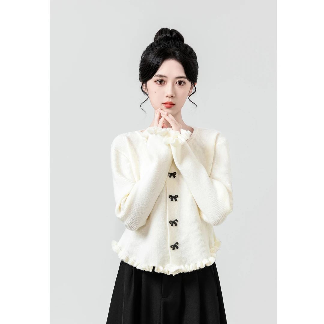 法式木耳边针织开衫女春秋2025新款小众设计感毛衣外套别致短上衣