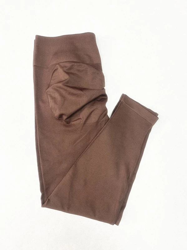 蜜桃臀九分裤 无缝高弹速干KZ-1107