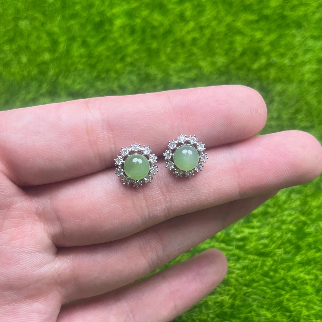 天然和田玉碧玉精品耳钉女款时尚耳饰拍1发1对