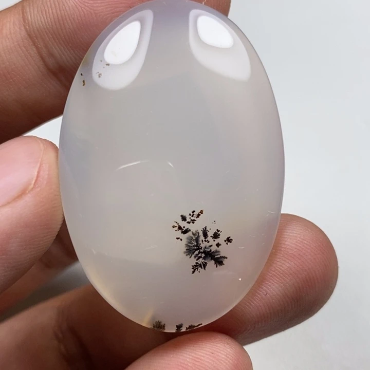 玛瑙/玉髓颈饰未镶嵌嘉**通